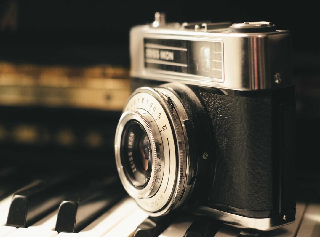 Finding the Right Digital Smooch: A Practical Guide