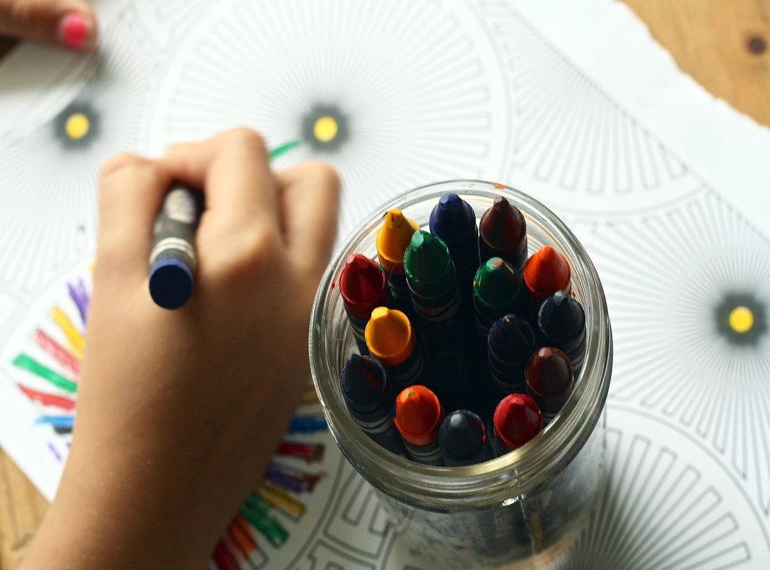 Tips for a Fun and Creative Family Coloring Session