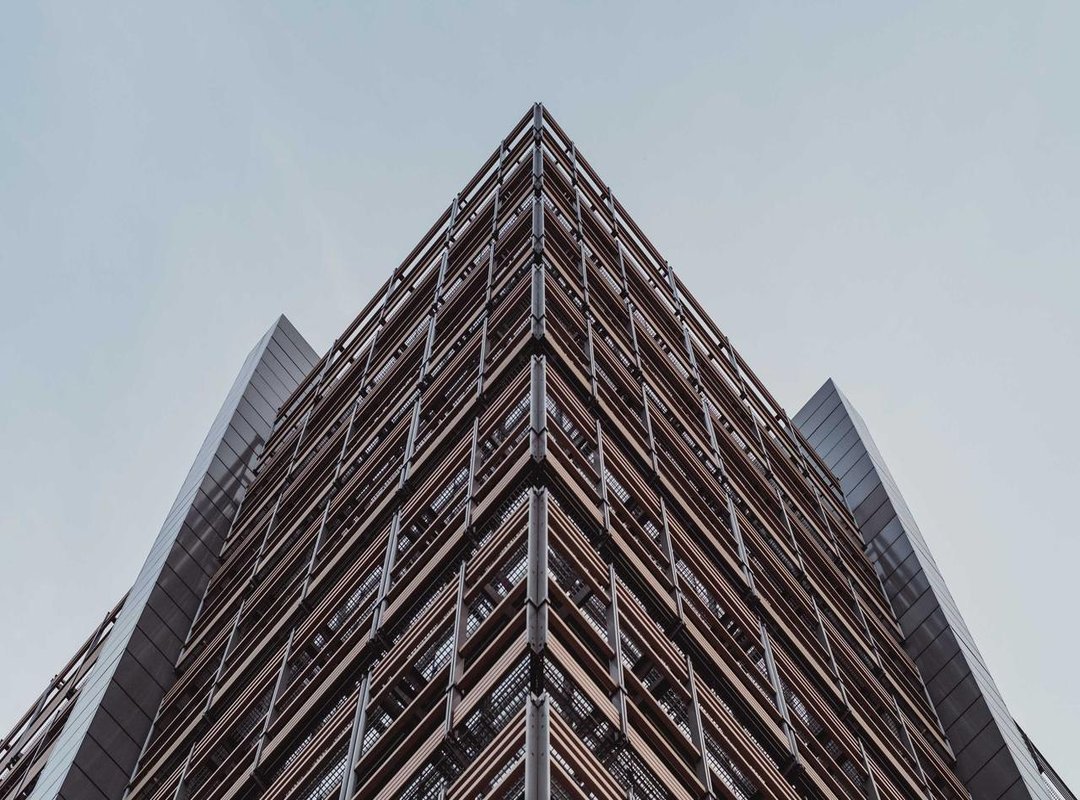 Real-World Scenarios: Tmohentsi in Action